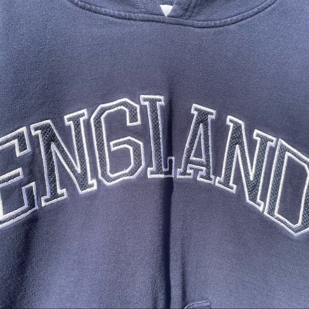 England Hoodie - Picture 2 of 5